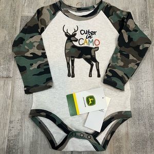 NWT John Deere | Camo Onesie Sz 6 to 9 months